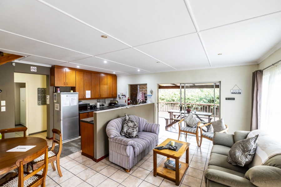 6 Bedroom Property for Sale in Dorchester Heights Eastern Cape